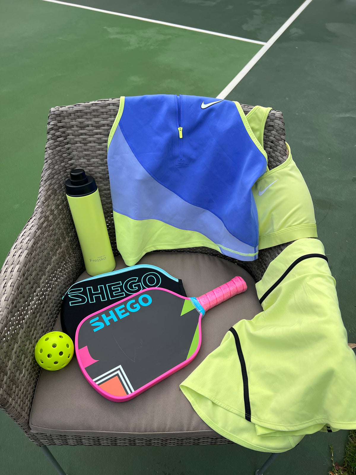 SHEGO Comfort Control Pickleball Paddle – Pink